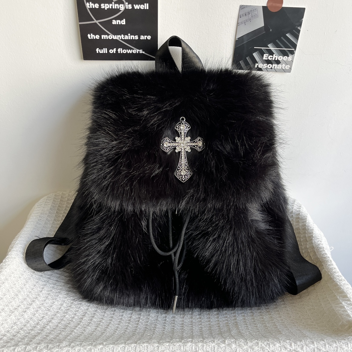 Interior Design School - Tas Ransel Wanita Y2K Hairy Design