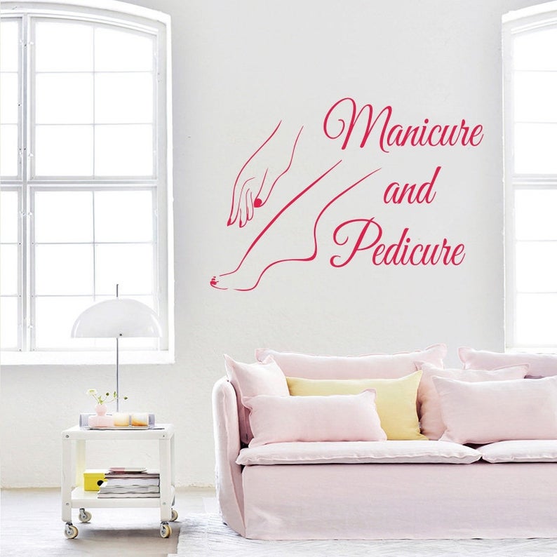 Salon Kecantikan Manikur Pedik - Interior Design Studio ulasan dan harga